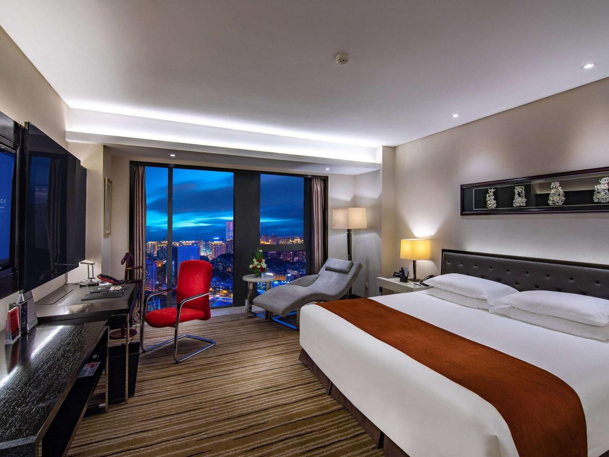 Pullman Guiyang Hotel Guiyang  Exterior photo
