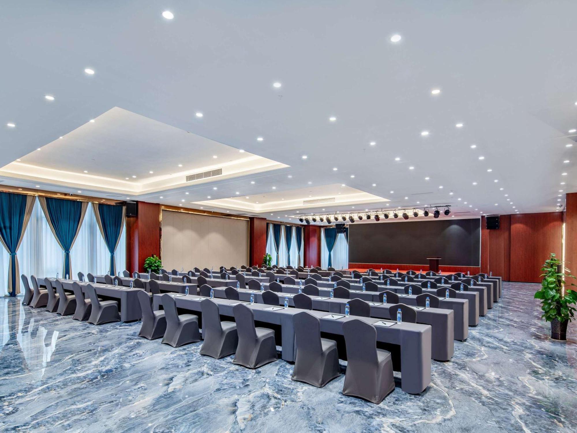 Pullman Guiyang Hotel Guiyang  Exterior photo